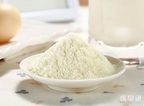 香港哪里买奶粉比较靠谱？去大超市好还是去母婴店好？