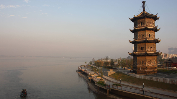 芜湖做试管婴儿大约多少钱？一次成功率高吗？