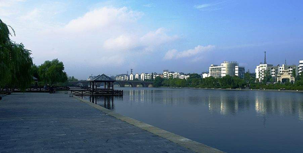 28岁卵泡数量少，在池州能不能做试管婴儿？