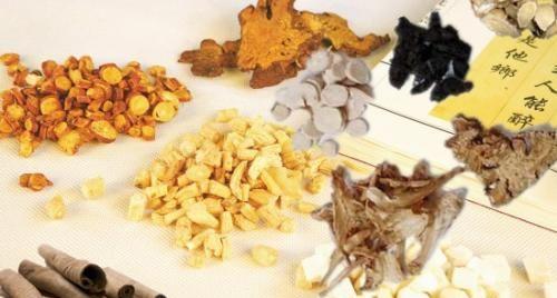 八珍汤和十全大补汤，两者有什么区别？