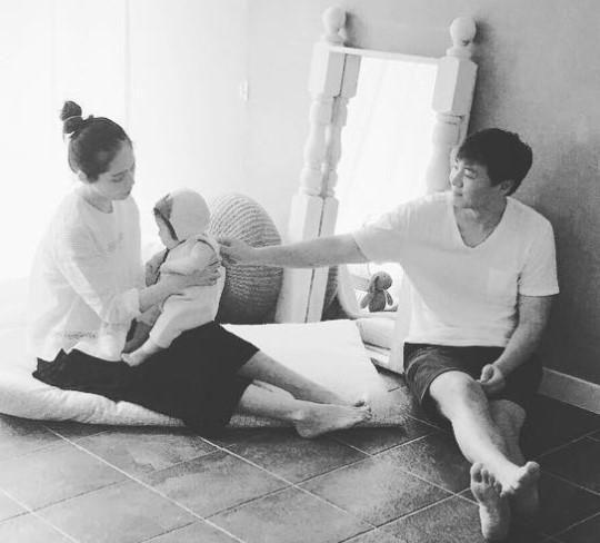 除了韩佳人二胎生子，娱乐圈中还有这9大高龄生育的明星