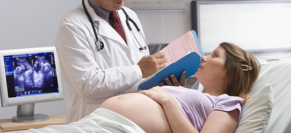 怀孕32周到医院住院保胎一天费用大概是多少？