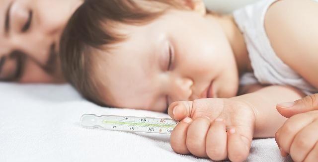 萌牙的孩子总是不爱吃饭，出牙会影响他的食欲吗？