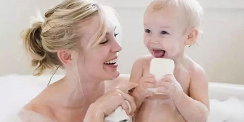 宝宝金水和花露水不能并为一谈,两者有着这2大区别