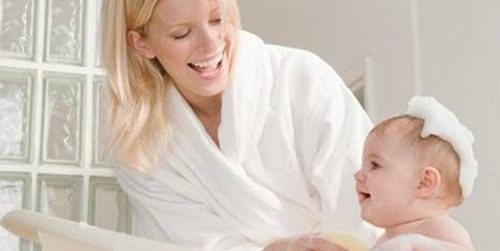 宝宝金水怎么用?通常有经验的宝妈们都使用这2种方法