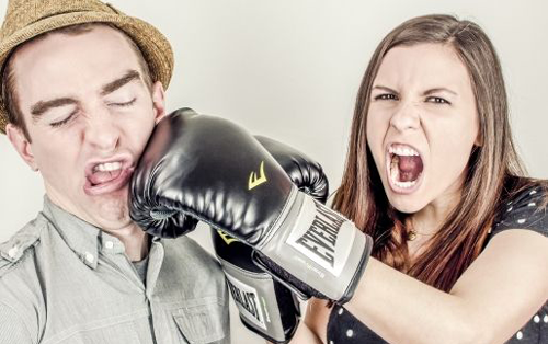 胎梦解读:孕妇梦见和别人打架的5种象征意义