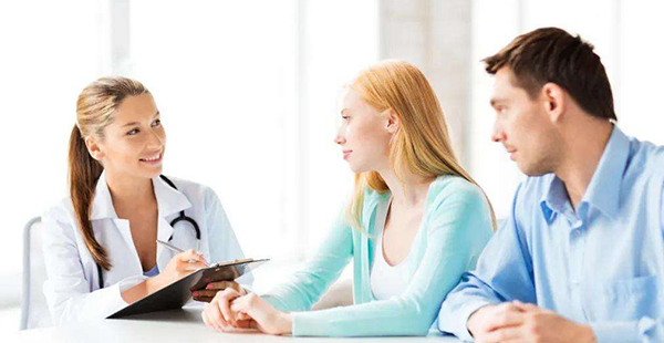 不止容易流产、畸形！告诉你为什么绝经以后不能生孩子