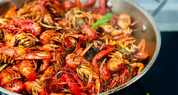 孕妇吃小龙虾危害大？试管移植后可以吃小龙虾吗？