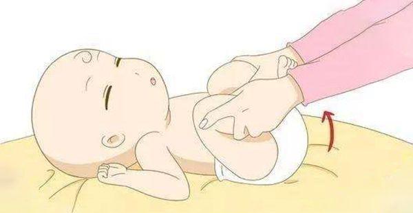 有什么办法让宝宝攒肚子？只吃母乳行吗？