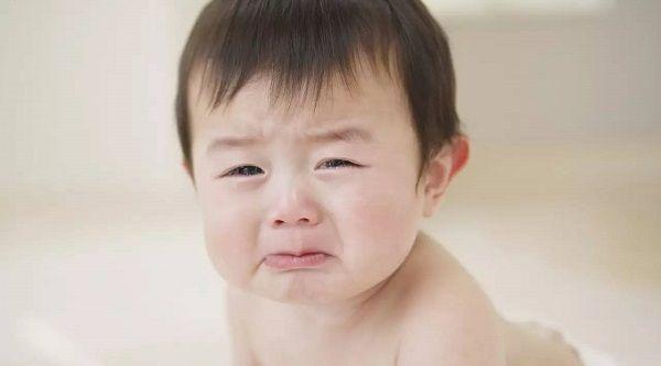 婴儿肠绞痛吃益生菌不一定管用，5大缓解方法亲测有效