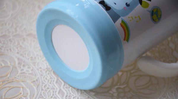 学饮杯宝宝不会吸别着急，科学使用要讲究方法