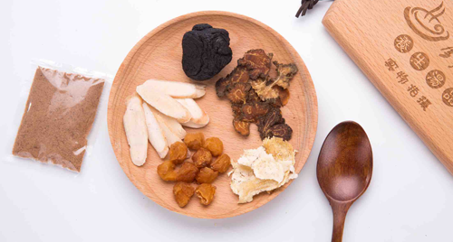 四物汤要饭前喝，注意这4种禁忌情况下不能再服用