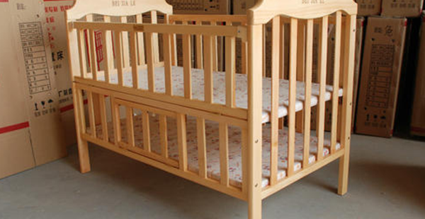 浅谈英氏婴儿床实用性，4大亮点值得称道