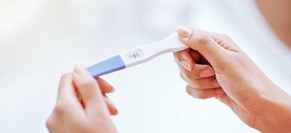 验孕棒1小时之后出现浅粉色杠有怀孕的可能吗？
