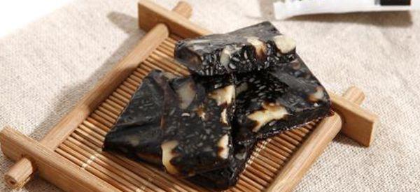 子宫内膜薄吃有补血作用的阿胶糕可以补内膜吗？