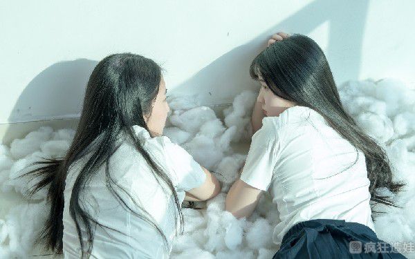 同性情侣两个女生可以做第三代试管婴儿吗？要花多少钱？