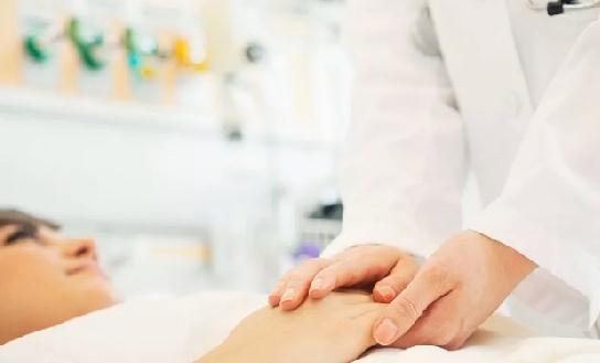 为什么试管婴儿反复失败才用宫腔灌注?治疗得看适应症