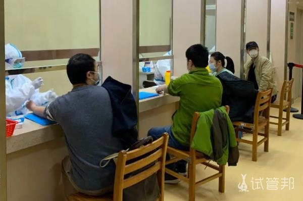 因多囊卵巢综合征做试管婴儿，没成想被疫情耽误了