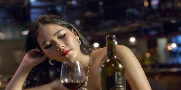 卵巢功能衰退吃什么怎么调理？4类食物要多吃五类食物要少吃