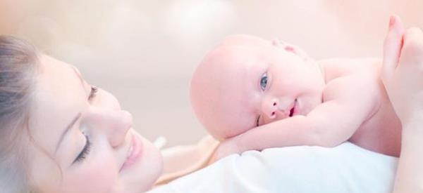 单身女性在国外做试管婴儿能在中国生吗？