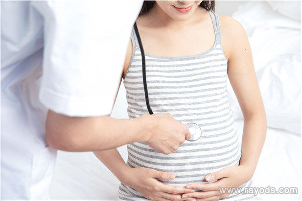 孕晚期如何左侧睡 孕晚期左侧卧角度有讲究吗