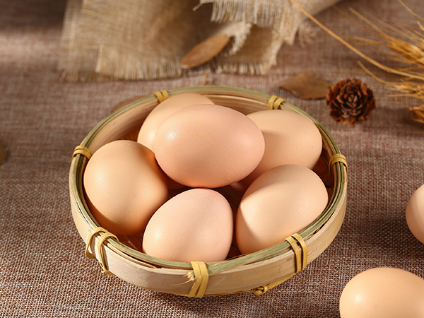 孕妇梦见吃鸡蛋的意思详解，这些征兆千万别错过