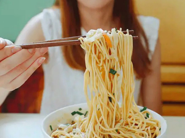 孕妇吃面条就是生男孩儿？周公解梦表示并不一定