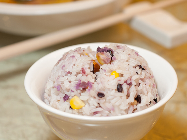 孕妇最宜吃的粗粮推荐，附5种营养丰富的搭配方法