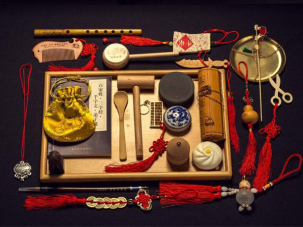 一岁宝宝抓周注意事项一览，这些防干扰措施都得做好