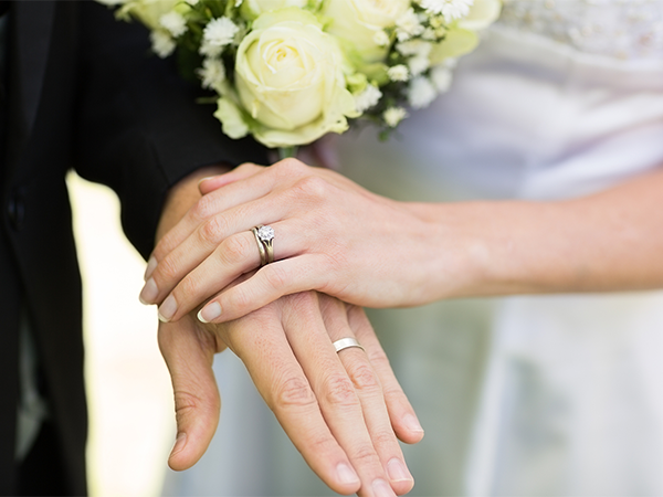 未婚先育后这三种处理方法最合适，打胎并非唯一选择