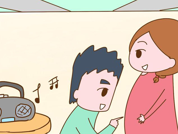 别自顾自地和宝宝说话了，掌握这三个技巧来做胎教才更好