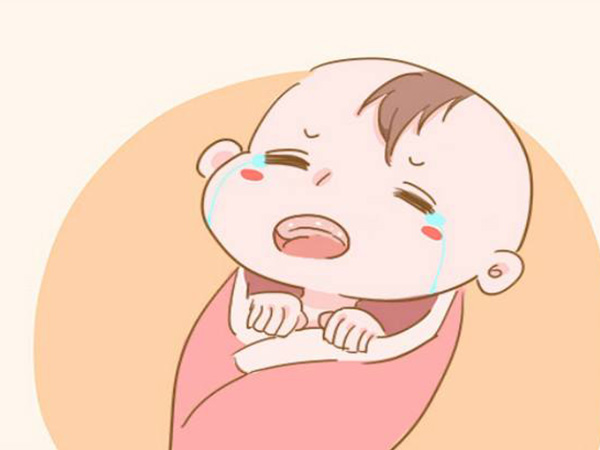 婴儿被裹10层衣物患捂热综合征，过度御寒真要不得