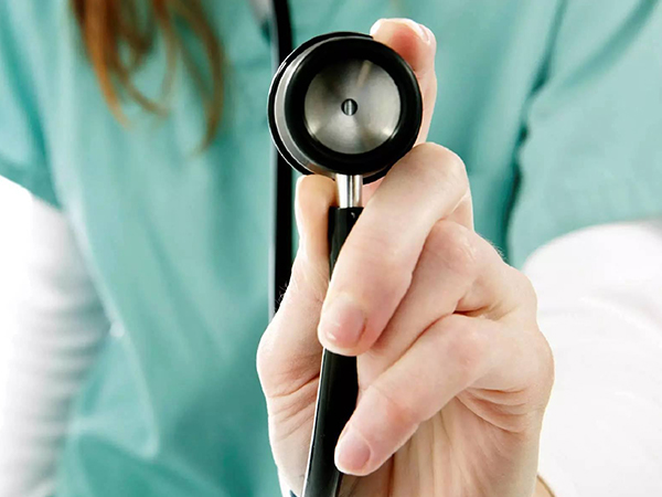 第一次做试管这些检查双方都需要做，可不止血常规那么简单