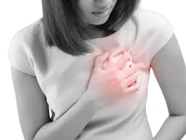 移植成功初期这七大症状很明显，乳房柔软有胀感说明已着床