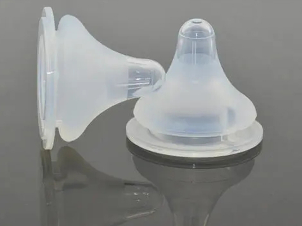 长期给孩子用奶嘴有这三大危害，别等到蛀牙才后悔