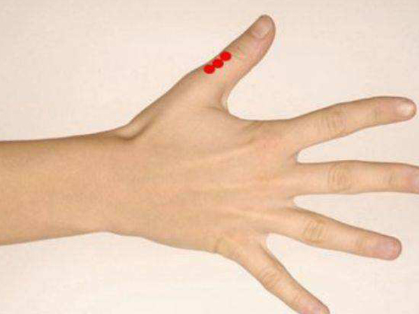 大拇指下三个点催月经不靠谱？找准穴位见效才快