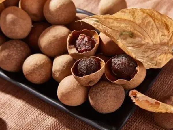 盘点宫寒女人10款必吃的暖宫食物，阿胶、桂圆均上榜