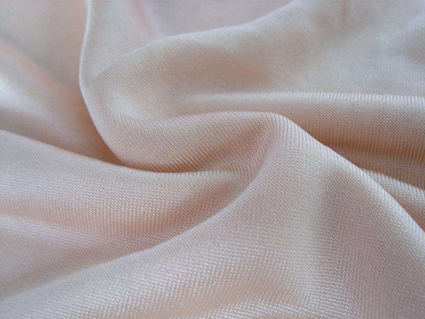 一次性隔尿垫材质优劣对比，千万别以为纯棉最好