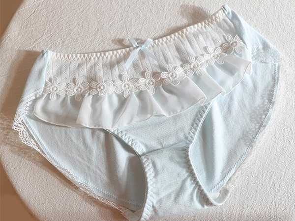 一招就能辨别怀没怀孕，内裤分泌物成重要指标