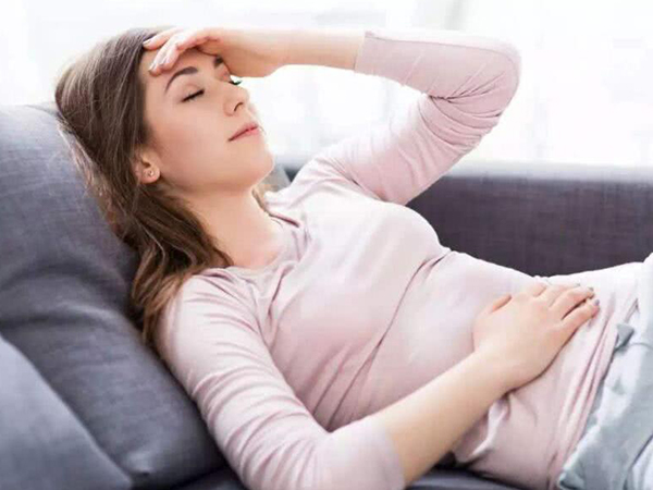 怀男孩的确比怀女孩累，累腰or累腿早就提示性别了