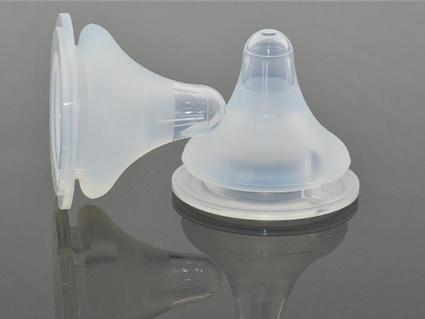 这四个牌子的安抚奶嘴堪称最好，贝亲、新安怡均上榜