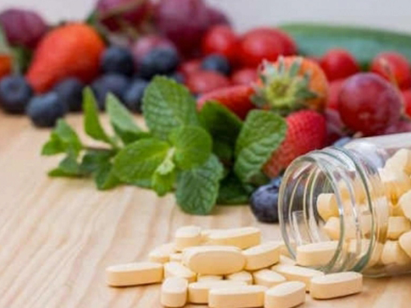 孕妇叶酸摄入过量的危害真不小，胎儿发育不良仅是其中之一