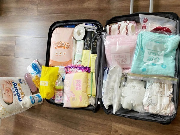 盘点孕期待产包最不实用的东西，这5样既费钱又占地方千万别买