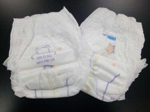 2022婴儿尿不湿材料大盘点，挑选和购买哪种好一看便知