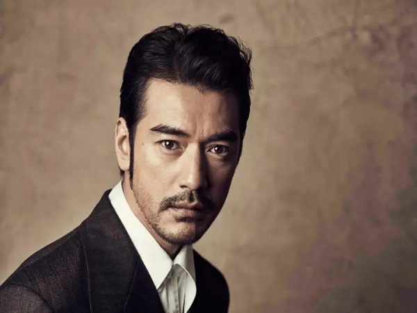 老人说络腮胡的男人不能嫁真不假！从面相上可知性格、婚姻