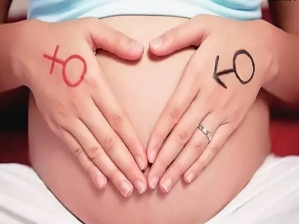 妊娠纹判断生男生女简易图分享，认准宽窄、粗细看性别不难