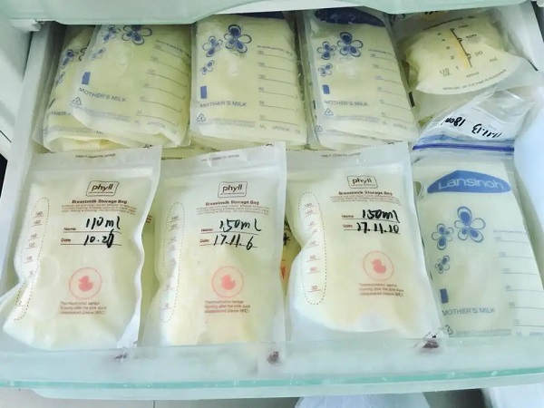 冰冻母乳坏了的三大特征分享，解冻后颜色发绿多半已变质