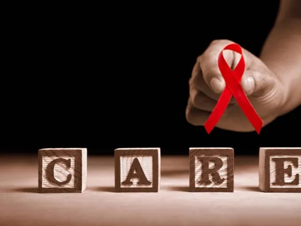 艾滋病自查的10个方法汇总，通过小红点特征可准确判断