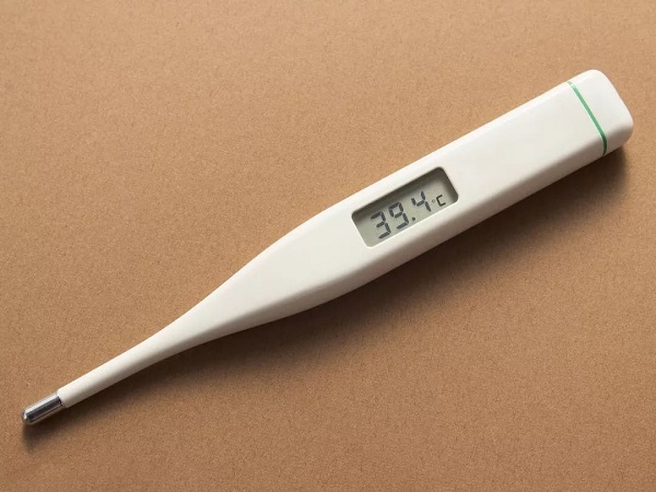 大人发烧按摩5分钟退烧图解，搓这几个部位可快速退热