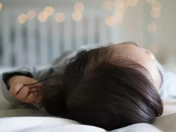 2022年适合剃胎头的日子一览表，上午还是下午有讲究